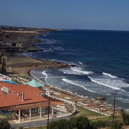 La & Lapithos (Northern Cyprus)