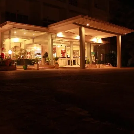 Hotel La &