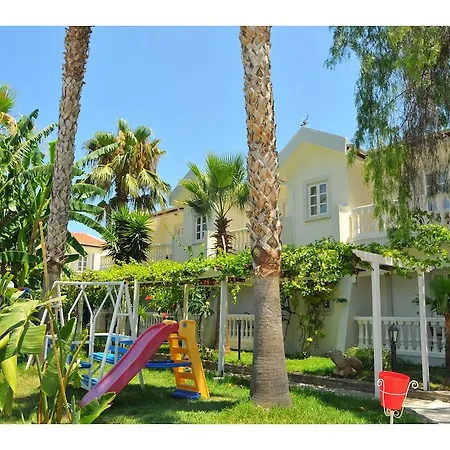 La & Lapithos (Northern Cyprus)